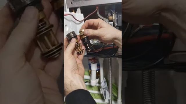 Замена трехходового клапана на газовом котле baxi ecofour24f. смотреть онлайн