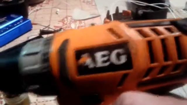 Дрель-шуруповерт AEG BS 12G2 NiCd переделка на Li Ion 4S 18650 смотреть онлайн