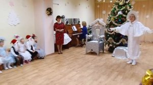 выход снегурочки, песня снегурочки