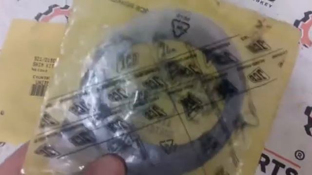 921/01900 , 921-01900 , 92101900 комплект  регулировочных шайб хвостовика  JCB смотреть онлайн