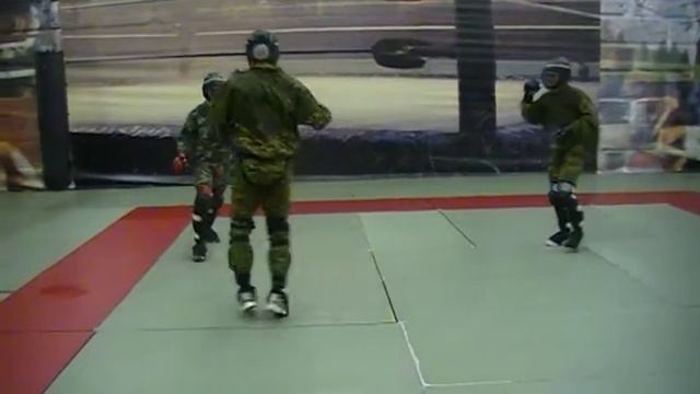 Рукопашный бой система "Стальной волк" - один с ножом против двоих - 4 смотреть онлайн