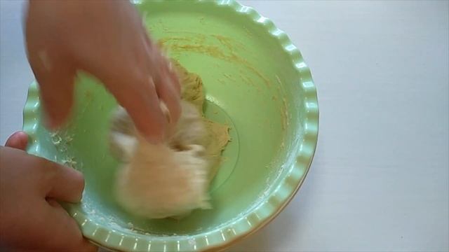 Сдобные, Мягкие как пух, рулетики со сгущёнкой. Рецепт вкусной выпечки.Готовим с Инной Просто Вкусн смотреть онлайн