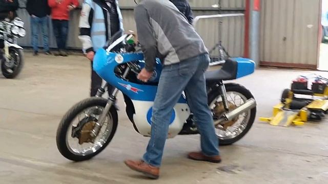CEZET CZ 350 Junior 1968 racer смотреть онлайн