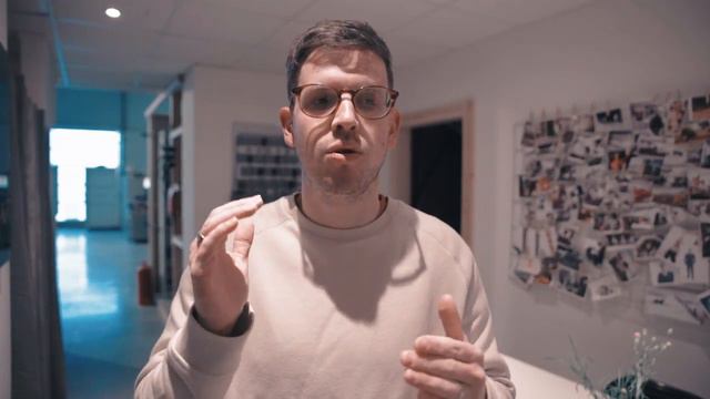 EP 14: APERTURE, SHUTTER SPEED & ISO EXPLAINED смотреть онлайн
