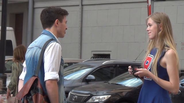 Девушка из группы поддержки -- Пикап Пранк Шоу смотреть онлайн