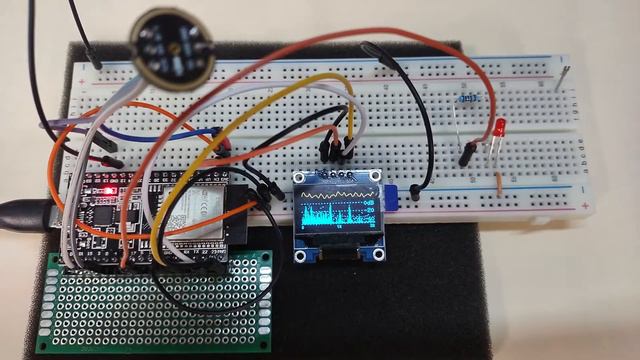 ESP32 Spectrum Analyzer with Digital I2S Microphone смотреть онлайн