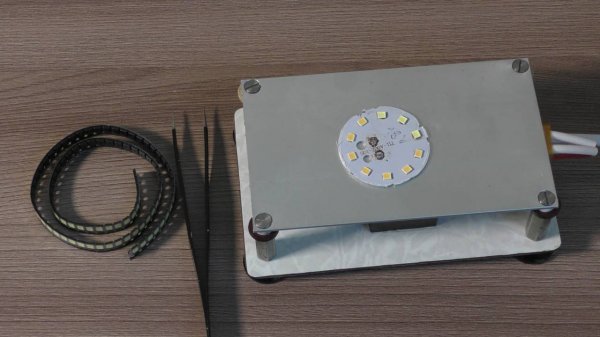 Пайка светодиодов smd с помощью термостолика.