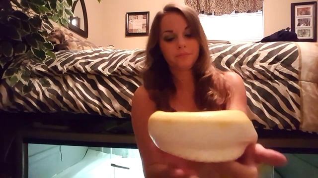 Albino Green Burmese Python: Rumple Snake-Skin Update!! смотреть онлайн