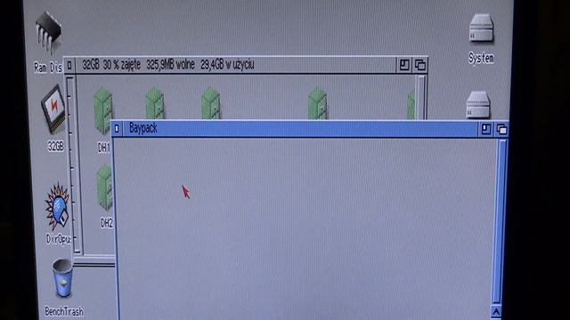 Benq BL702A Amiga 1200 15kHz PAL смотреть онлайн
