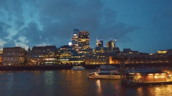 England, London City Tour 2023 | Aldgate to Tower Bridge to City of London | 4K Dusk London Walk