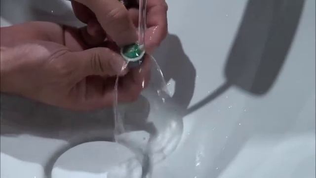 How to replace a standard aerator for basin faucet смотреть онлайн