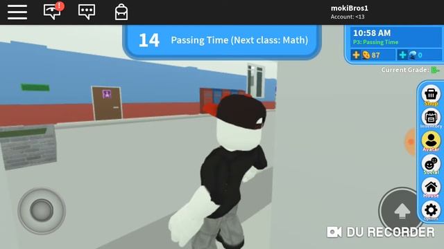 Я со своим братом играю в Roblox ,,school" режим. смотреть онлайн