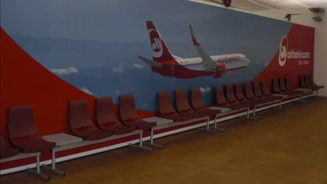 Flughafen Memmingen Allgäu Airport 3 Jahre TUIfly смотреть онлайн