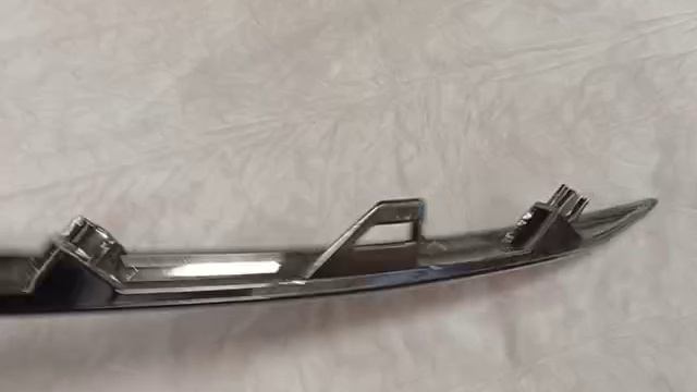 Молдинг бампера переднего нижний левый LADA Granta