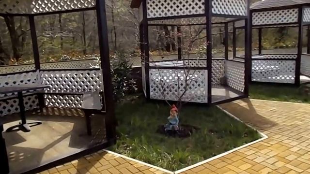 Вид на беседки парк отеля ДжазЛоо 2017 год Сочи смотреть онлайн