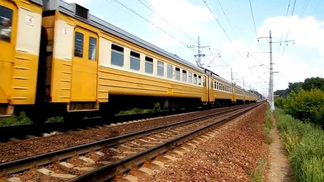 Электропоезд ЭД4М-0242 (ТЧ-4) скоростной пригородный поезд "Экспресс" №7183 Крутое - Москва. смотреть онлайн