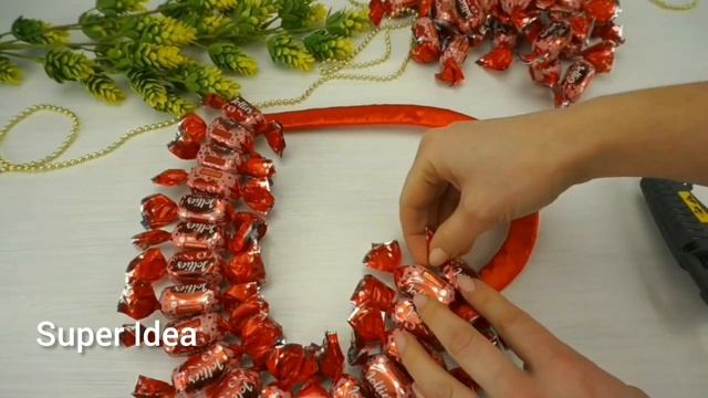Оригинальный подарок на День Святого Валентина! Сердце из Конфет! смотреть онлайн
