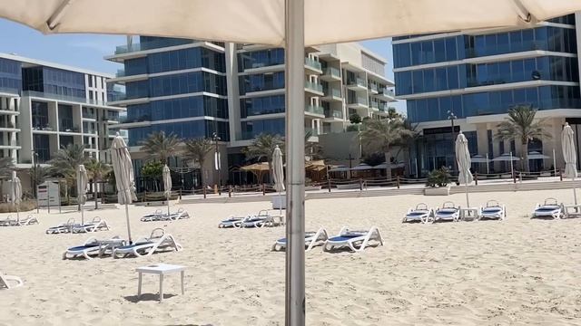 ЛУЧШИЙ ПЛЯЖ В АБУ ДАБИ. Переезд в ДУБАИ, рум тур отеля. НИКА ЛАЙФ смотреть онлайн