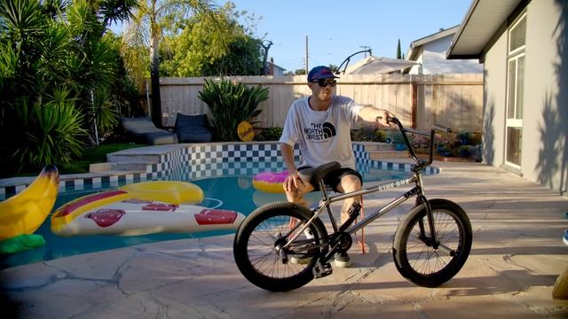 HOBIE DOAN - BMX BIKE CHECK смотреть онлайн