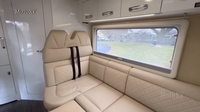 2023 Wingamm Oasis Black Edition Fiat Ducato Fiberglass Camper смотреть онлайн