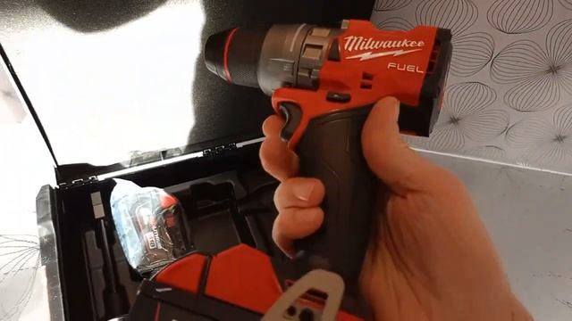 Milwaukee M18 FDD3-502X смотреть онлайн