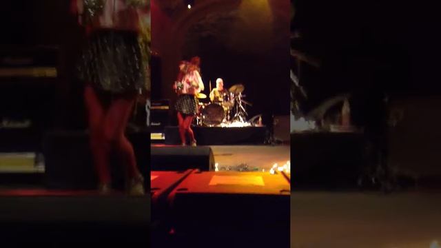 Busy Scissors @ Crystal Ballroom смотреть онлайн