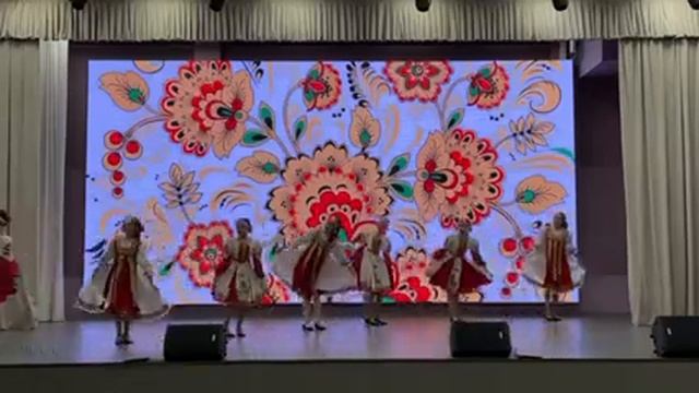 1311 Хореографический Ансамбль «Золотой каблучок» Девичий перепляс смотреть онлайн
