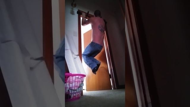 ignore the plumbers crack смотреть онлайн