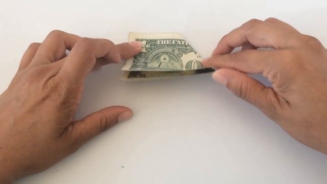 DOLLAR FOR LUCK. DOLAR PARA LA SUERTE