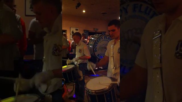 Fender Jack - Boveedy flute band смотреть онлайн