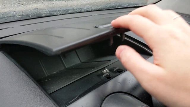 Ремонтная кнопка верхнего бардачка Ford Fusion смотреть онлайн