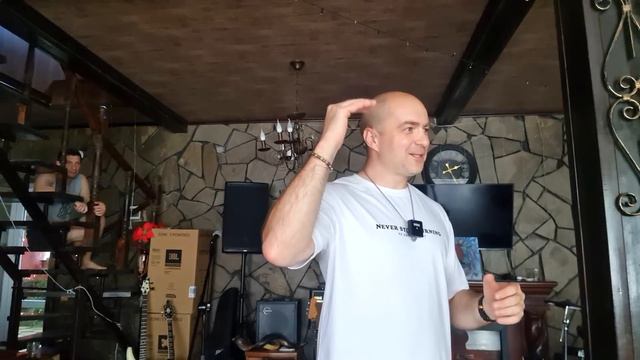 Меньше молись смотреть онлайн