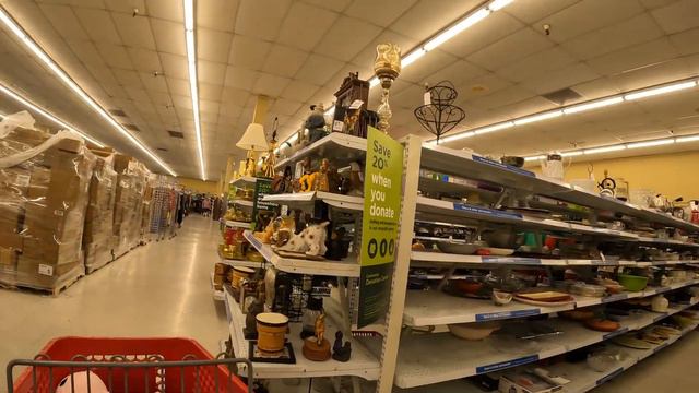 $1 Day Bin Store Haul & Savers Sourcing for Profitable eBay Reselling! смотреть онлайн