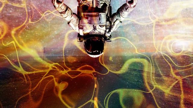 Арт футаж космонавт верх ногами. Art footage astronaut upside down. смотреть онлайн