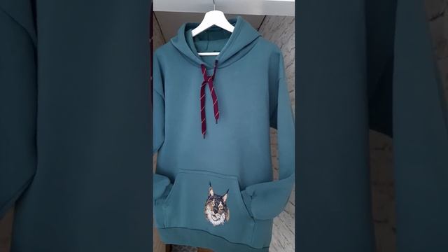 Вышивка на толстовке. alena.lev смотреть онлайн