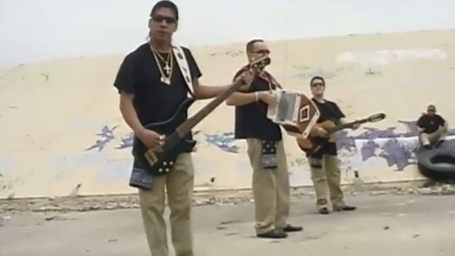 Los Garcia Bros. - Jefes Especial смотреть онлайн