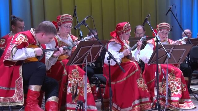 Н.П. Фомин "Берёзонька" играет оркестр "Русские узоры" смотреть онлайн