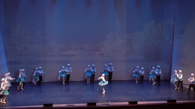 Танец "Сибирская пляска", Ансамбль танца "Мечта", г. Омск (рук-ль Ашихмина Т.И.) смотреть онлайн