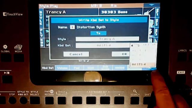 Korg pa700: Прикрепляем звуки к стилю смотреть онлайн