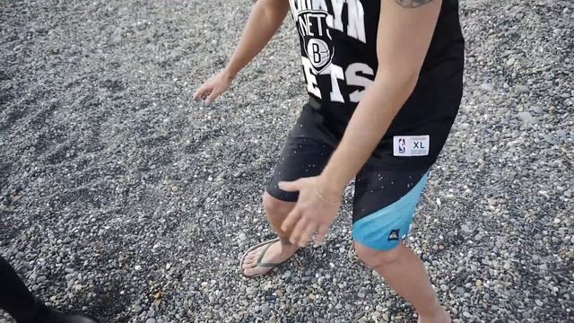 О стоячке, пластике коленных связок и приходе лета. День рождения близнецов