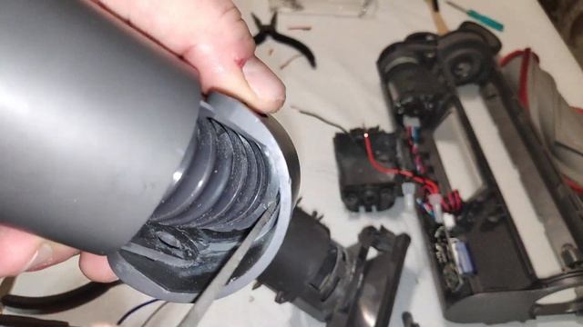 Ремонт щетки пылесоса Dreame T20 смотреть онлайн