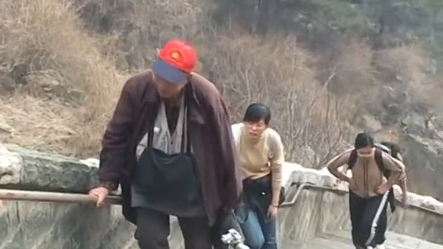 China, Taishan   Китай, Поднимаются на Тайшань 1