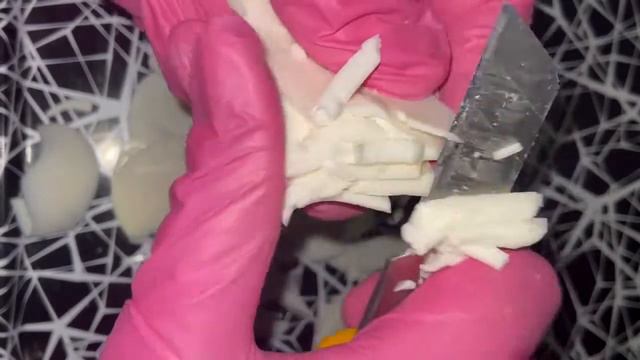 ASMRsoap. Режу канадское мыло Lexi Royal Белый Бриллиант. Королевское мыло, ароматное, свежее. смотреть онлайн