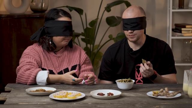 Вот что я люблю! Сотрудники Самоката пробуют необычную еду: челлендж с едой смотреть онлайн