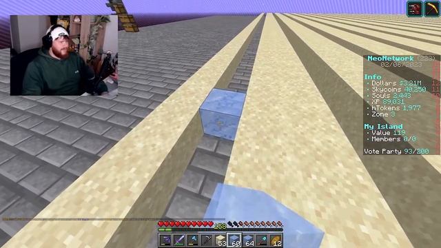 WE GOT THE GOLDEN HOE Minecraft S3 Skyblock Let's Play Episode 4 (Bedrock/Java Server IP) смотреть онлайн