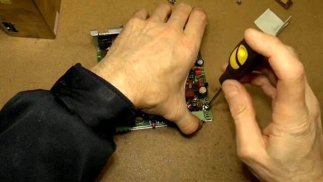 Ремонт блока питания ASI PS 100 - 240 смотреть онлайн