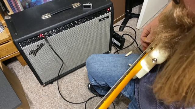 Fender The Twin - Speaker Swap, New Tubes, New Tones смотреть онлайн
