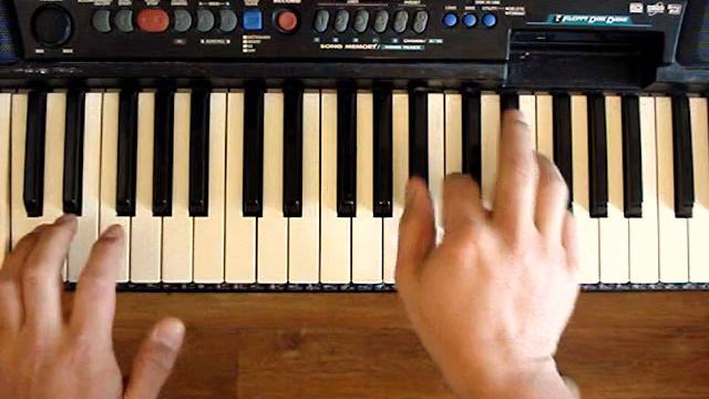 MADNESS - Night Boat To Cairo On The Piano смотреть онлайн