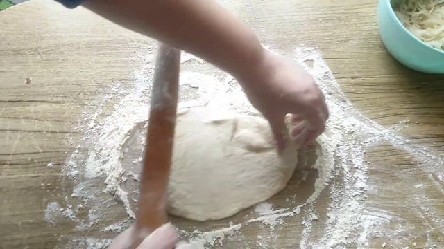 Луковые лепёшки. Катлама. Лепёшки на сковороде. смотреть онлайн