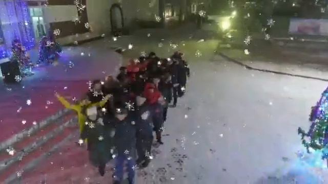 Поздравляем с новым годом -коллектив ТПТК!!! смотреть онлайн